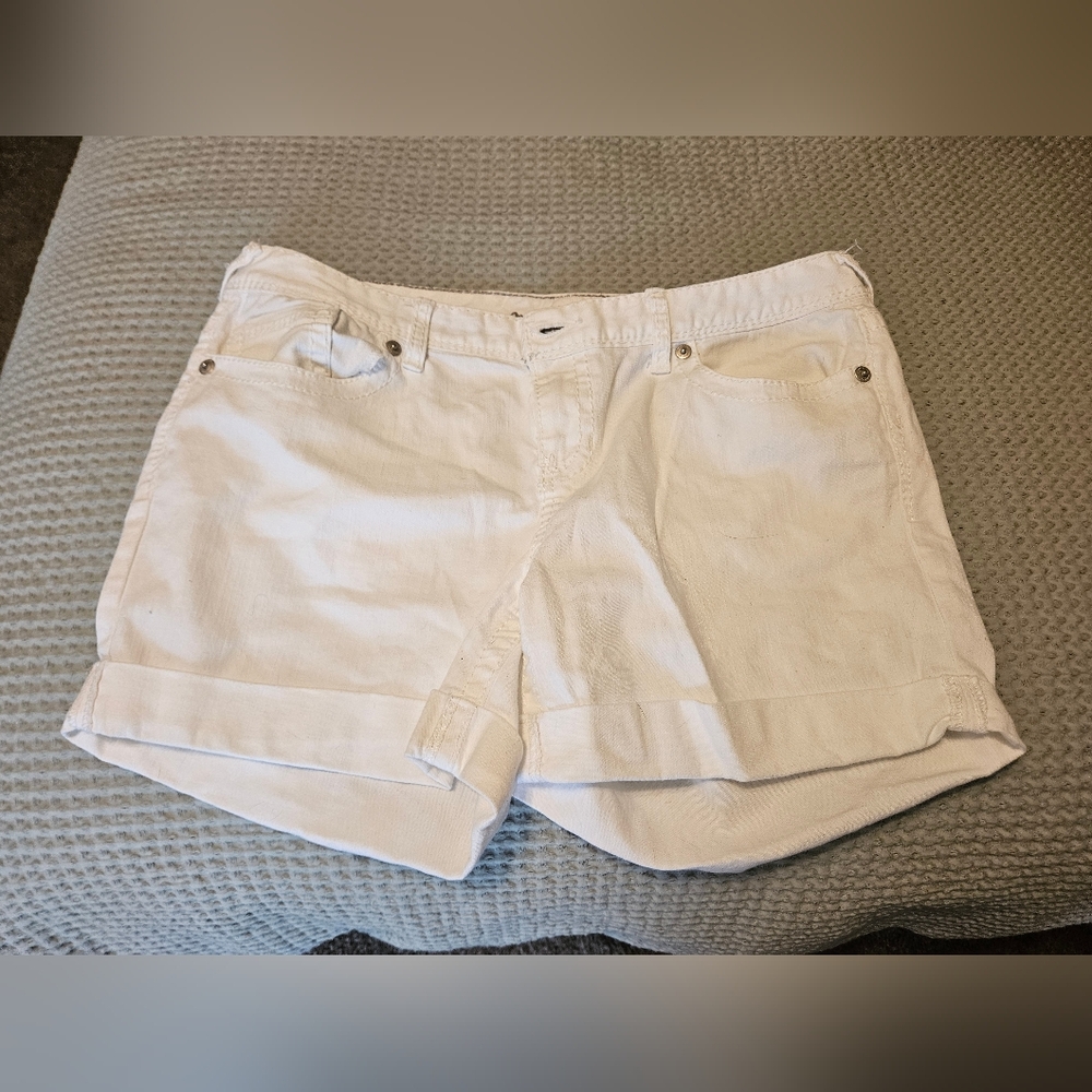 Maurices White Jean Shorts Classic Cuffed Design